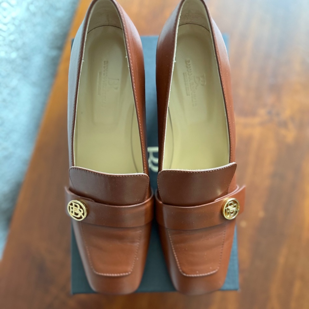 Banana Republic All Leather Work Heels - Size 10 - NIB